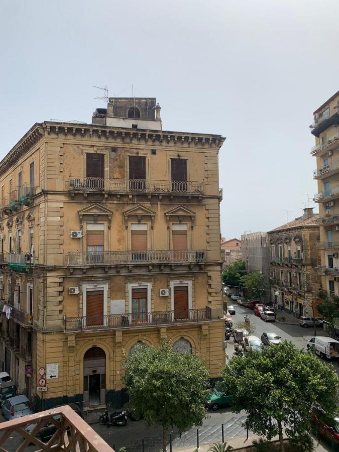 Appartamento AVAYA - Monolocale Soppalcato in Centro Storico Aeroporto di Catania Fontana Rossa Esterno foto